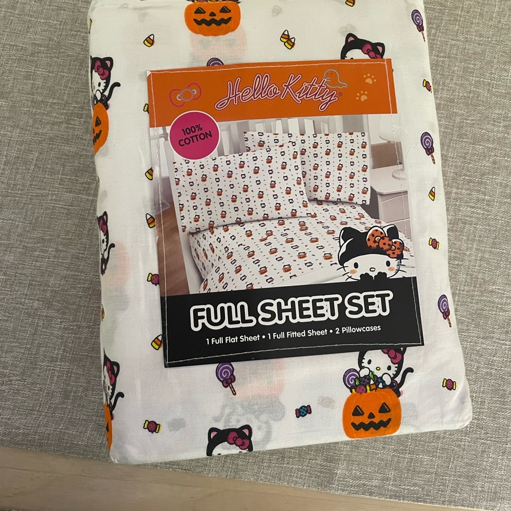 Hello Kitty Halloween sheet set